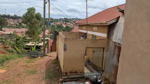 Furnished 2bdrm House in Nabweru Road, Gombe for sale