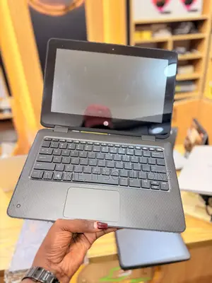 Laptop HP Probook 11 EE G1 4GB Intel Celeron SSHD (Hybrid) 128GB