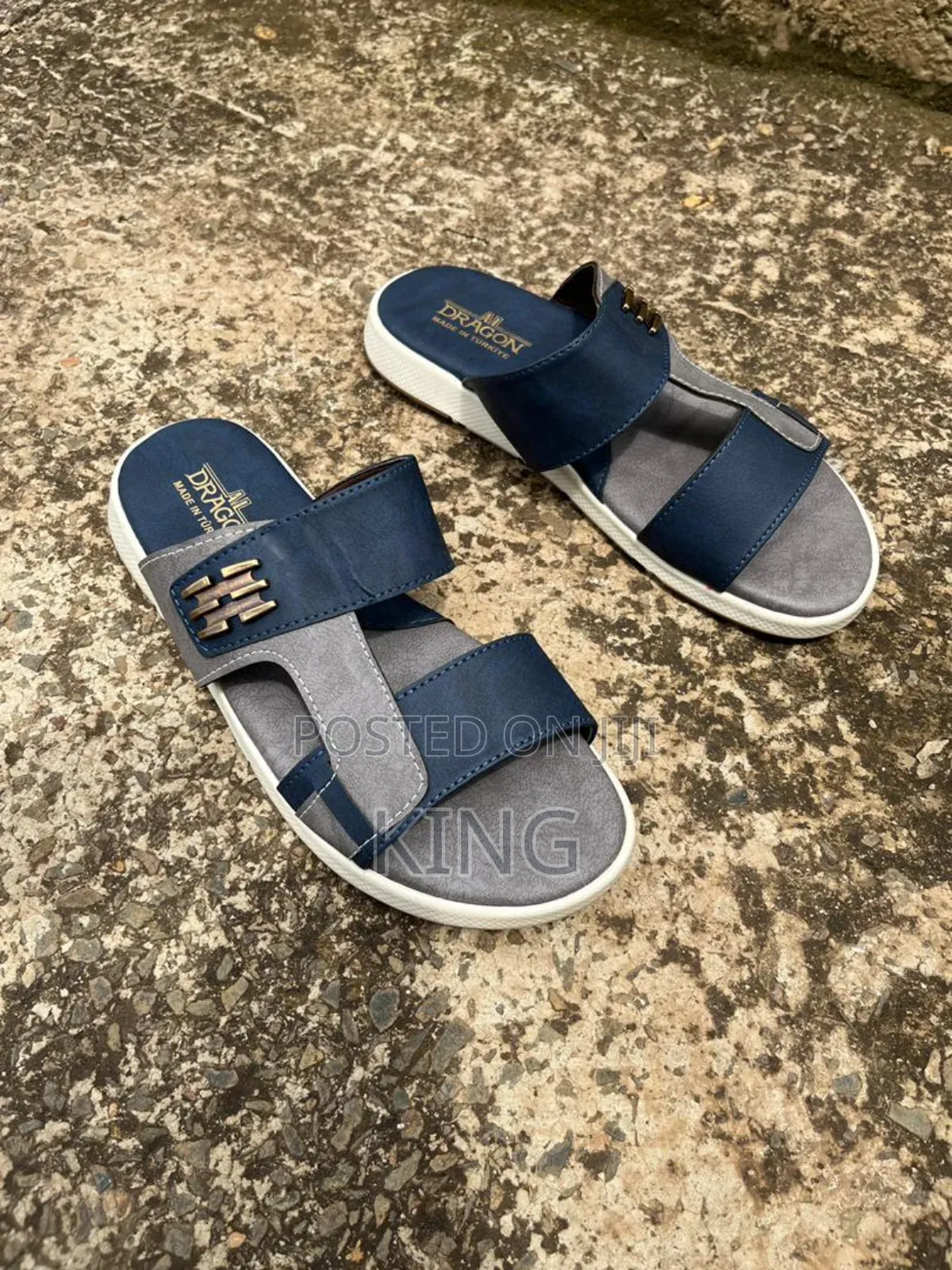 Adjustable Strappy Sandals Design