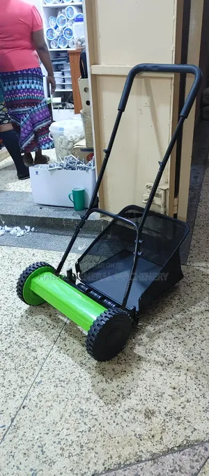 Push/Manual Lawnmowers