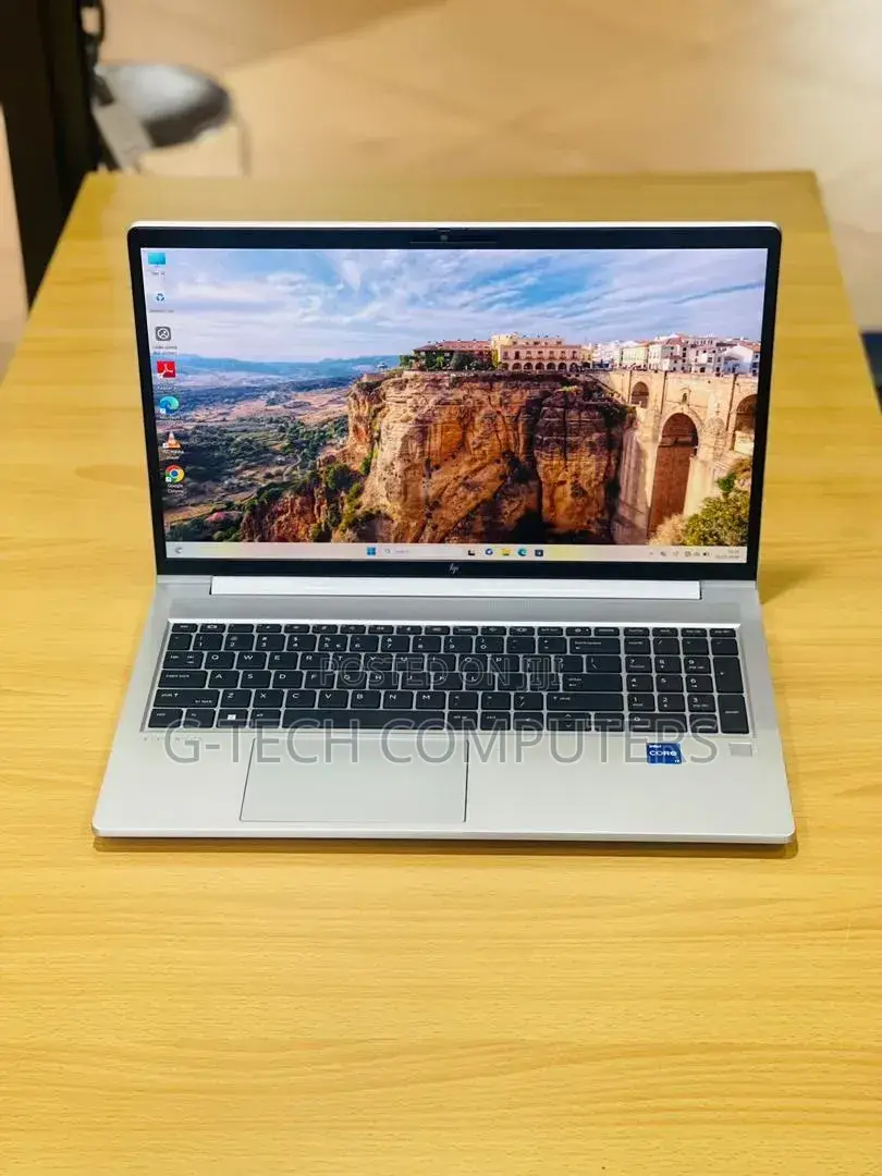 New Laptop HP 650 16GB Intel Core i7 SSD 1T
