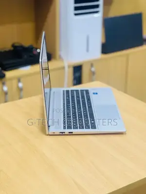 New Laptop HP 650 16GB Intel Core i7 SSD 1T