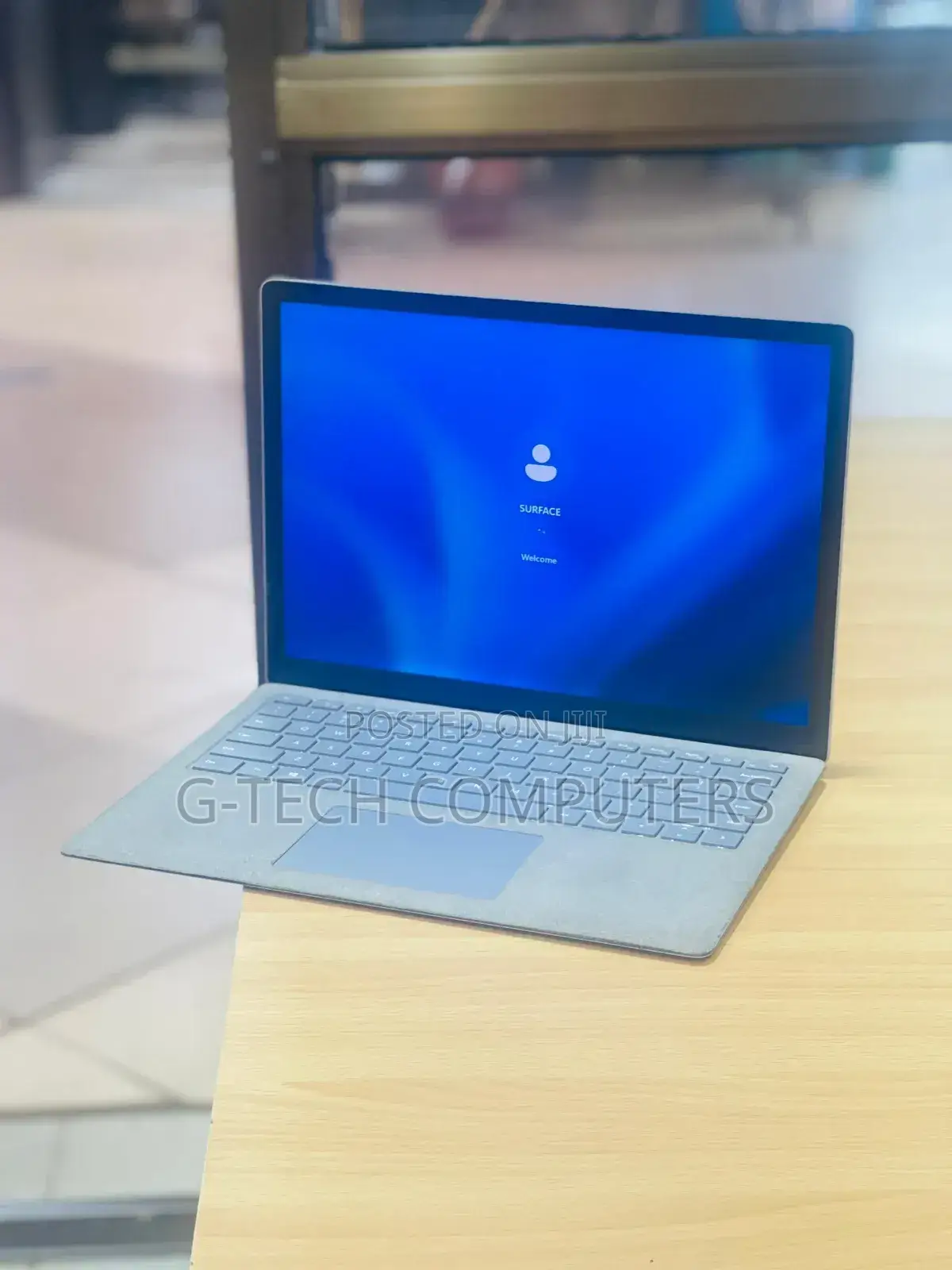 New Laptop Microsoft Surface Laptop 2 16GB Intel Core i7 SSD 1T