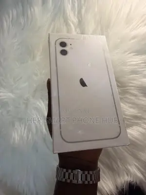 New Apple iPhone 11 64 GB White