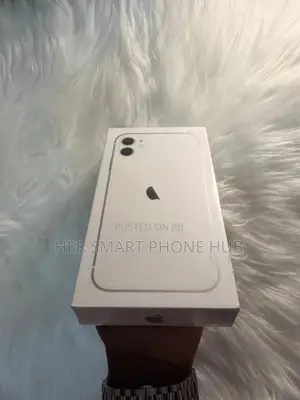 New Apple iPhone 11 64 GB White