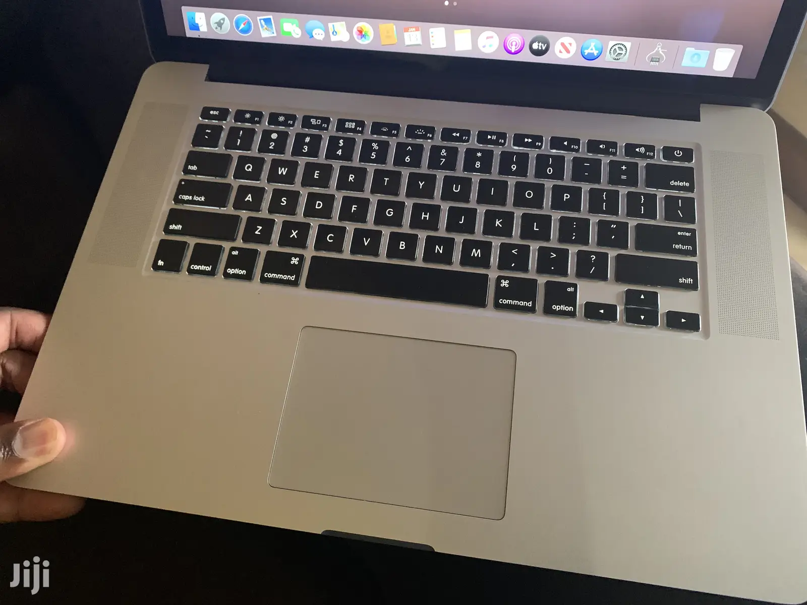 Laptop Apple MacBook Pro 16GB Intel Core i7 SSD 512GB
