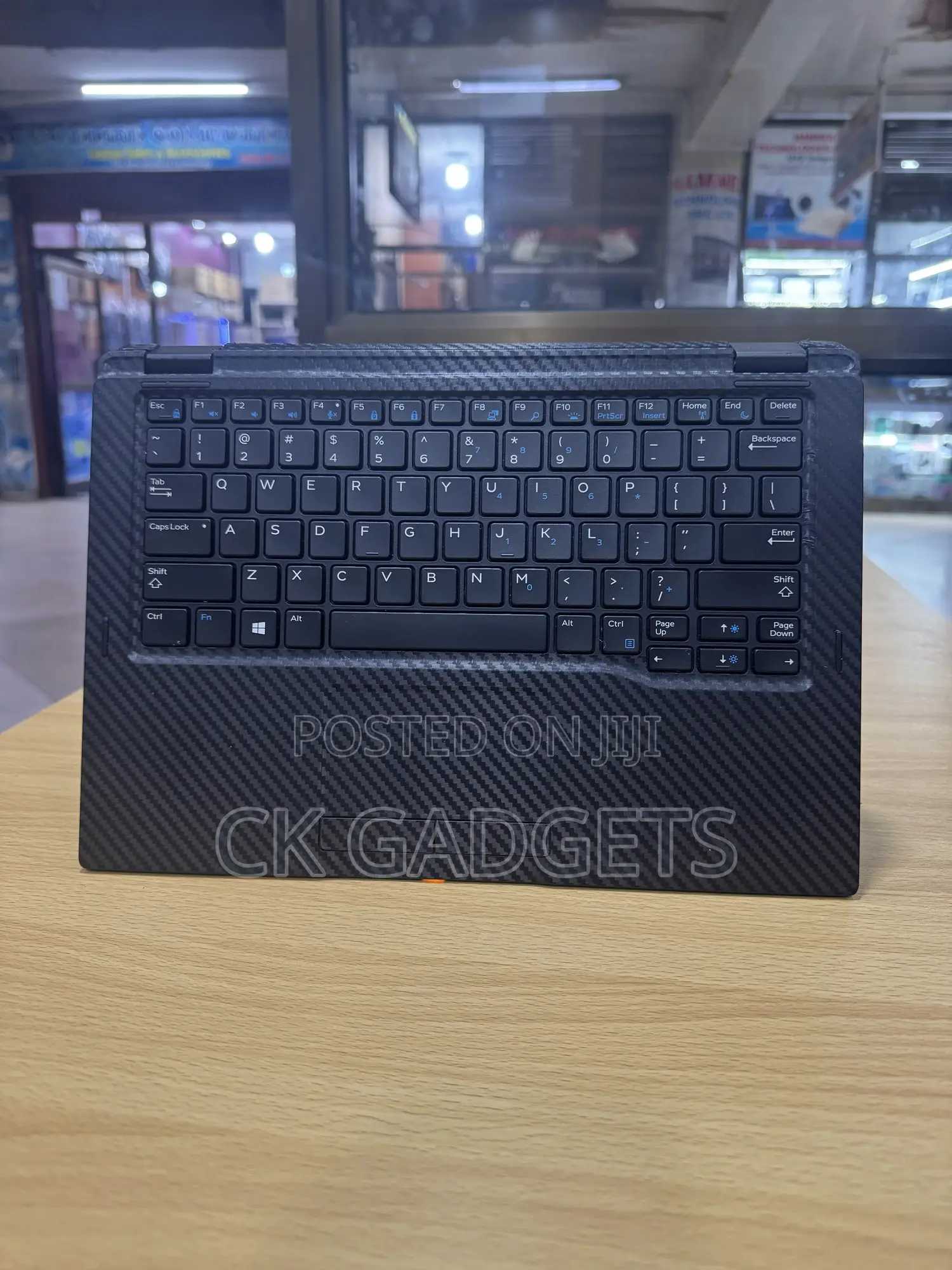 Laptop Dell Latitude 7390 8GB Intel Core i5 SSD 256GB
