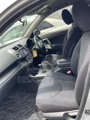 Toyota RAV4 2.5 2010 Silver
