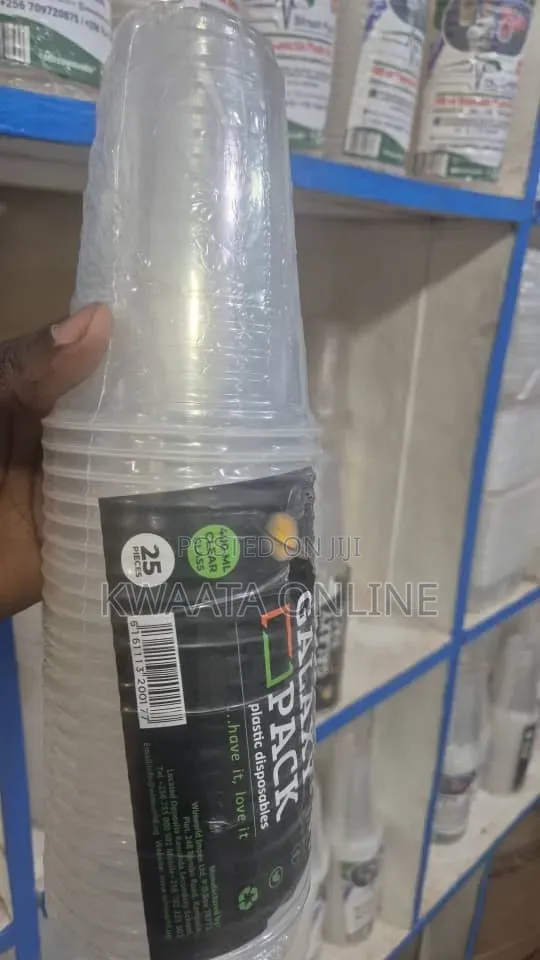 25 Piece Pack Plastic Shot Clear Disposable Party Cups 500ml Each