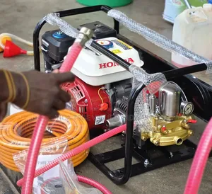 Garden Sprayer Honda With Accessories