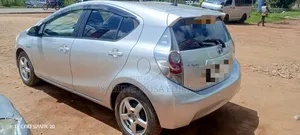 Toyota Aqua 2016 Silver
