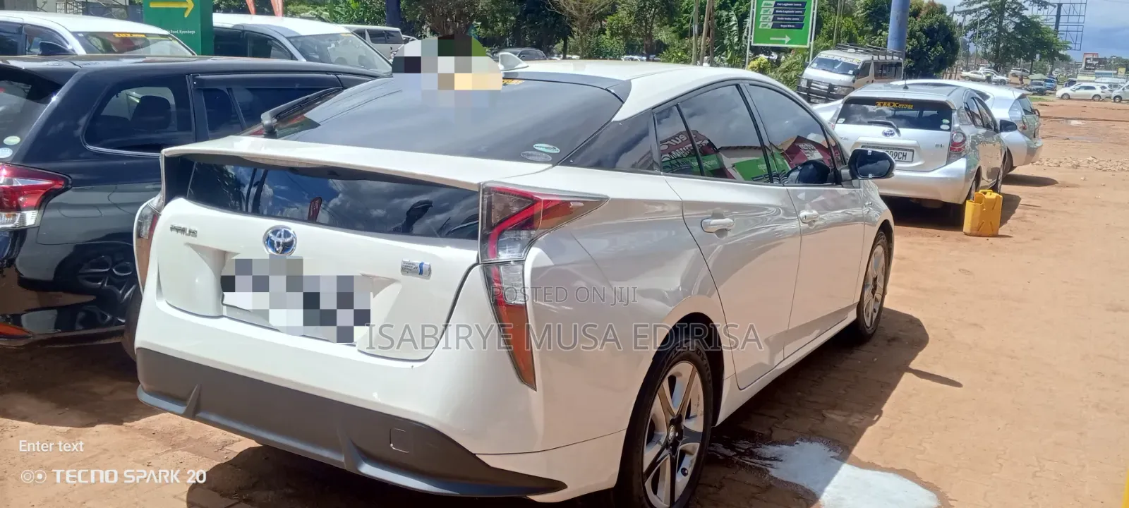 Toyota Prius 2017 White