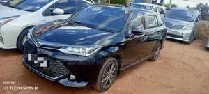 Toyota Corolla Fielder 1.5 Hybrid FWD 2016 Black