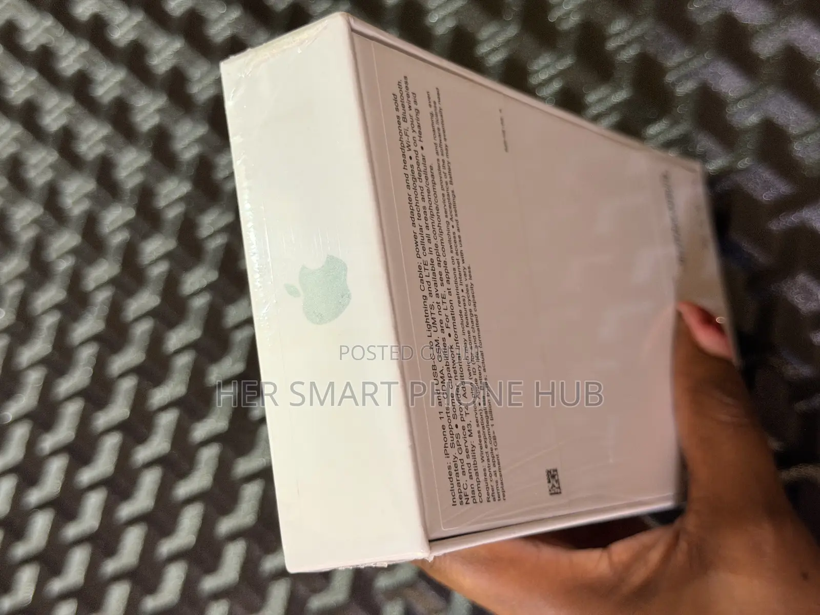 New Apple iPhone 11 64 GB White