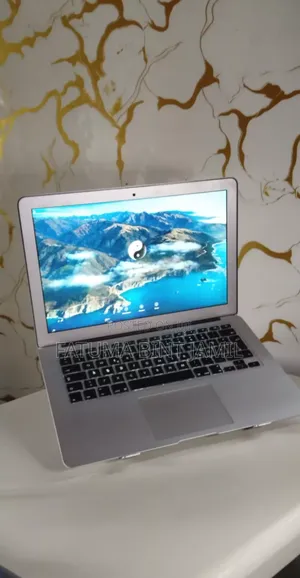 Laptop Apple MacBook Air 8GB Intel Core i7 SSD 256GB