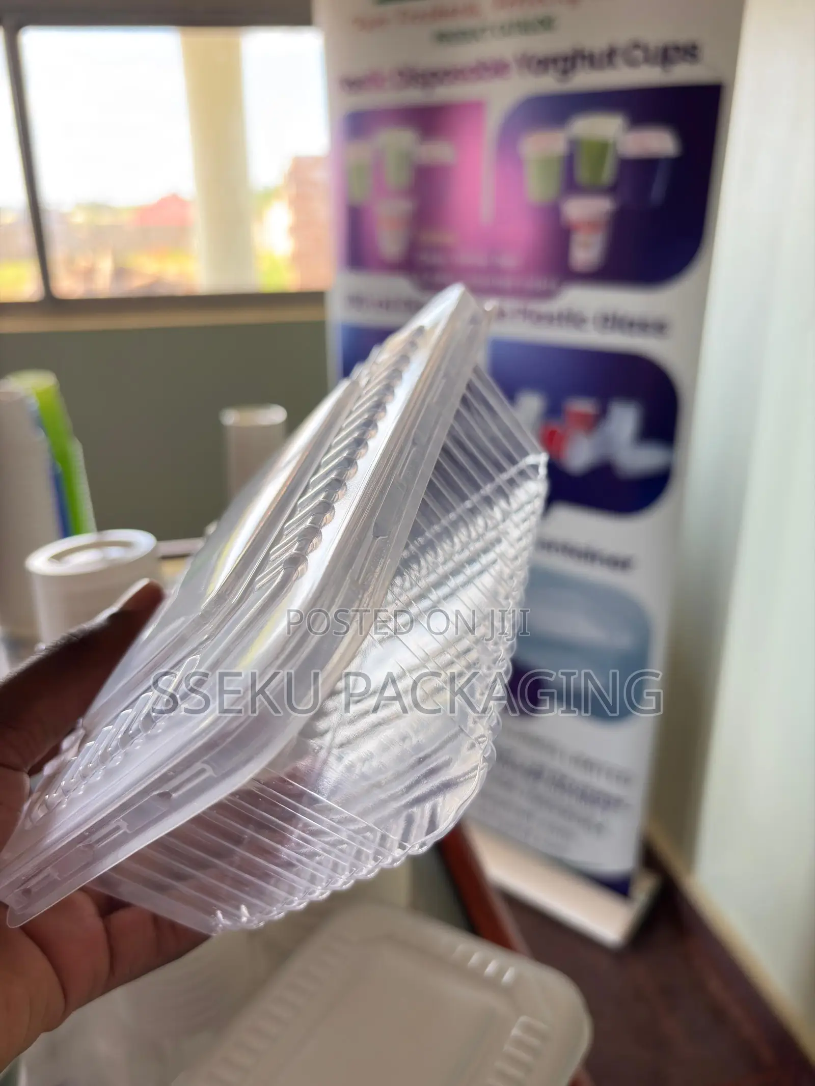25 PCS of 750mls High-Quality Disposable Food Containers With Lids