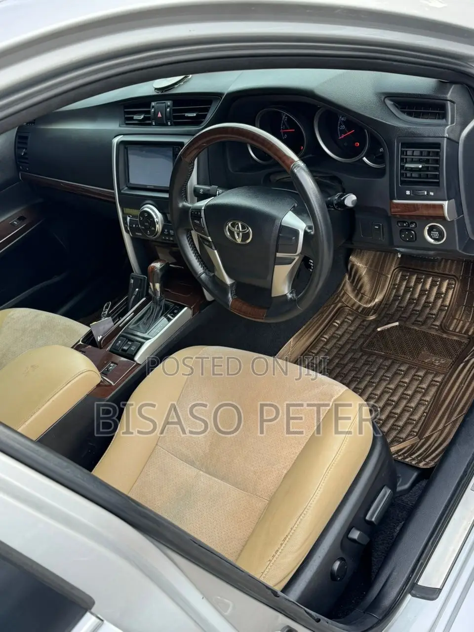 Toyota Mark X 2.5 AWD 2014 Silver