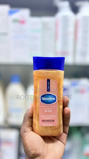 Vaseline Sunlight Glow With Vanilla Cocoa Body Oil 200mls