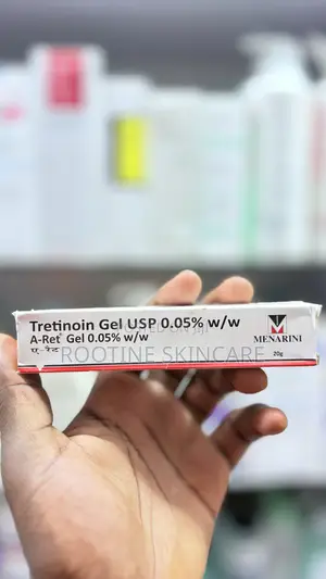Tretinoin Gel 0.05% Clears Acne, Dark Spots for a Uniform Radiant Skin