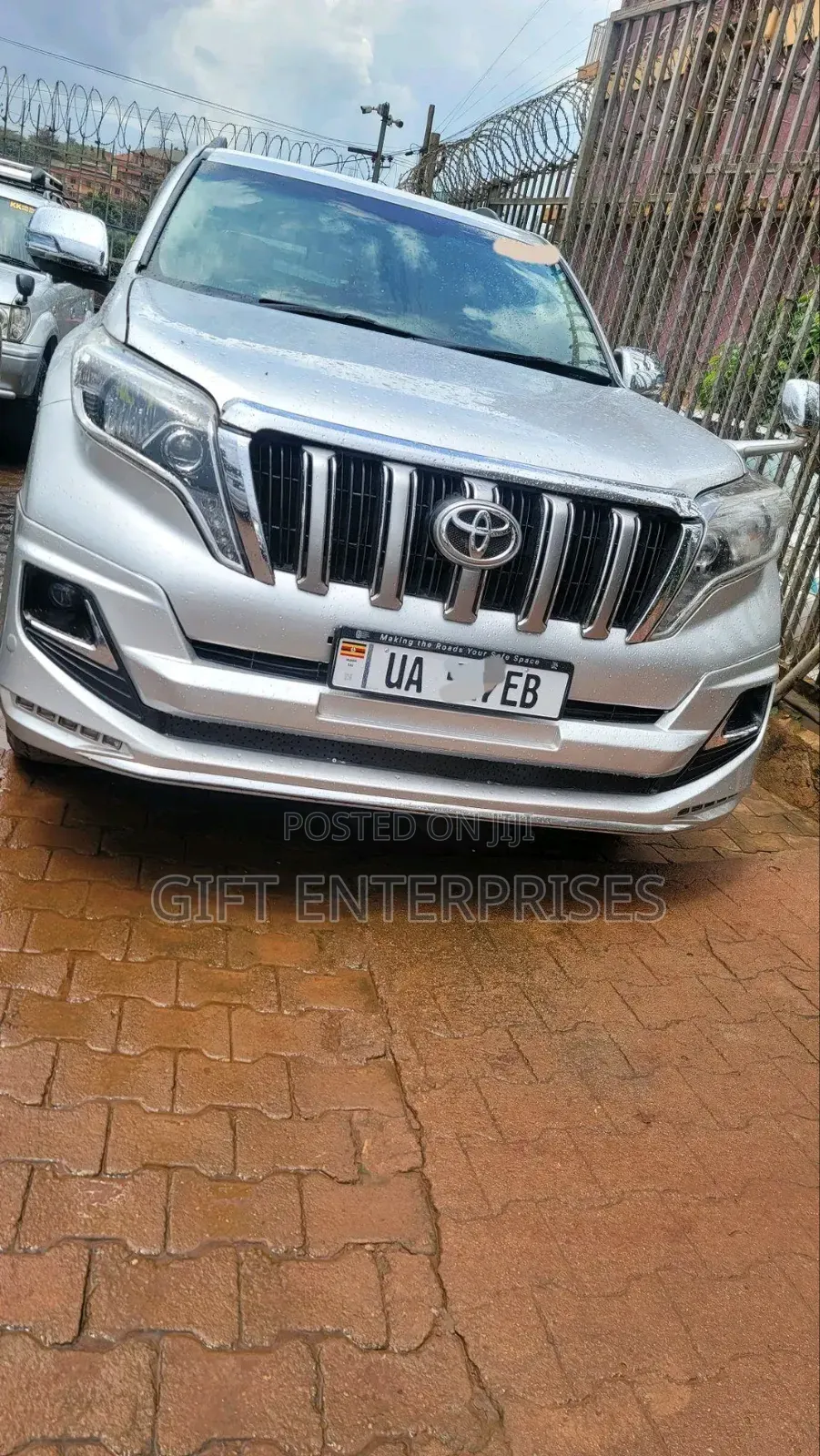 Toyota Land Cruiser Prado 2015 Silver