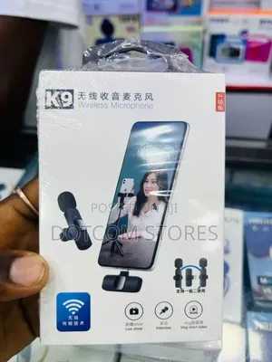  Wireless Lavalier Microphone System