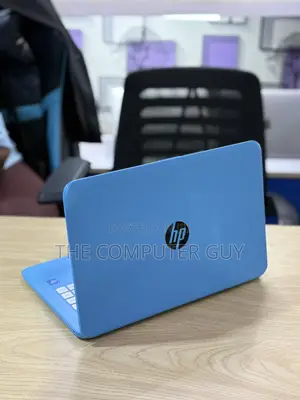 New Laptop HP Stream 14 4GB Intel Core i5 SSD 128GB