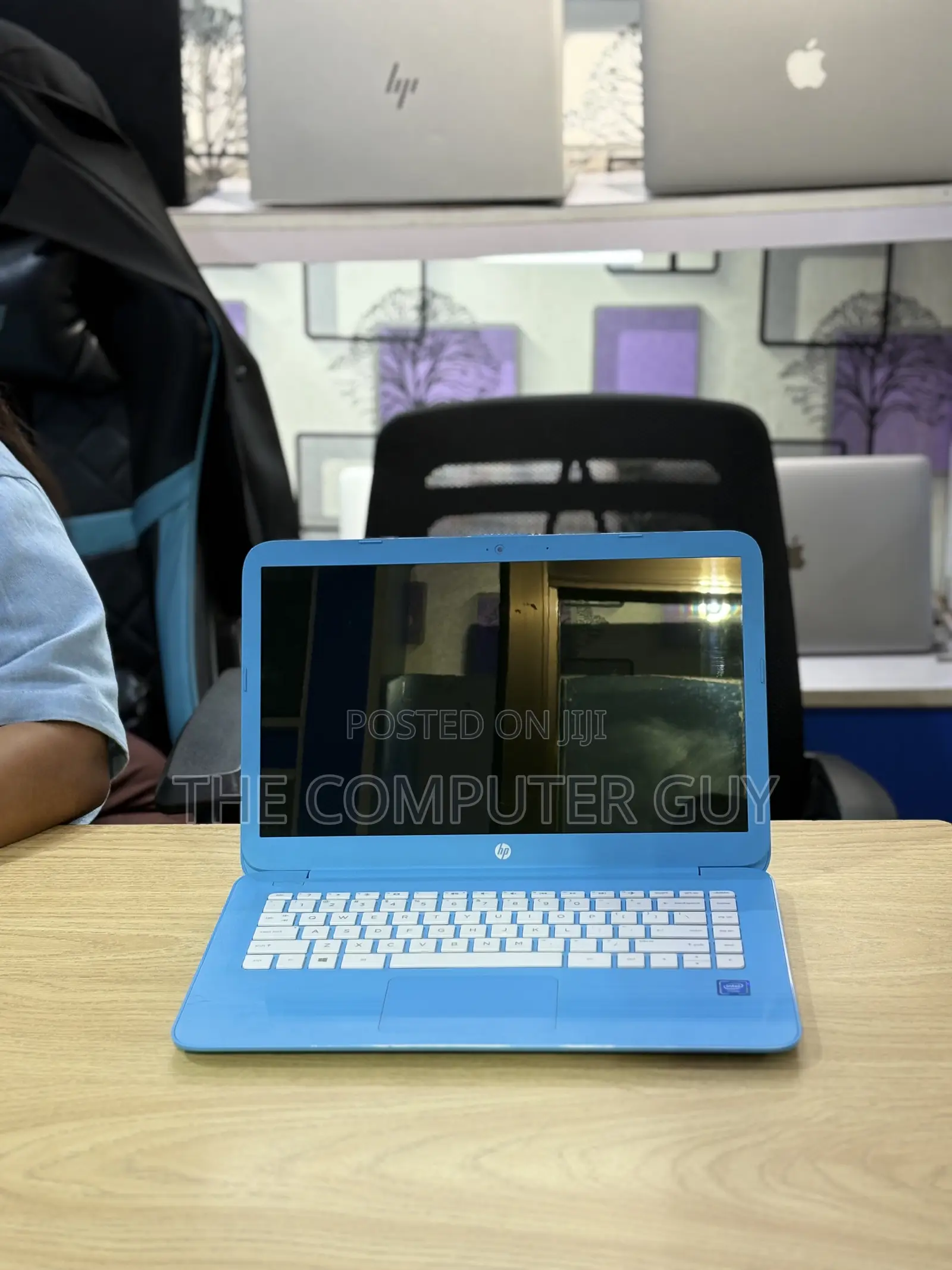 New Laptop HP Stream 14 4GB Intel Core i5 SSD 128GB