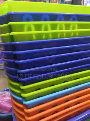 Plastic Plates Rack