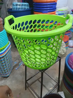 Open Plastic Laundry Baskets