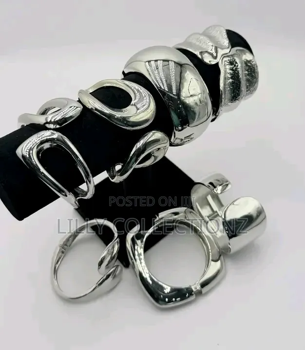 Chunky Bangles