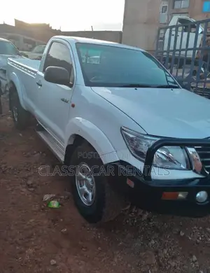 Toyota Hilux Single Cabins for Hire