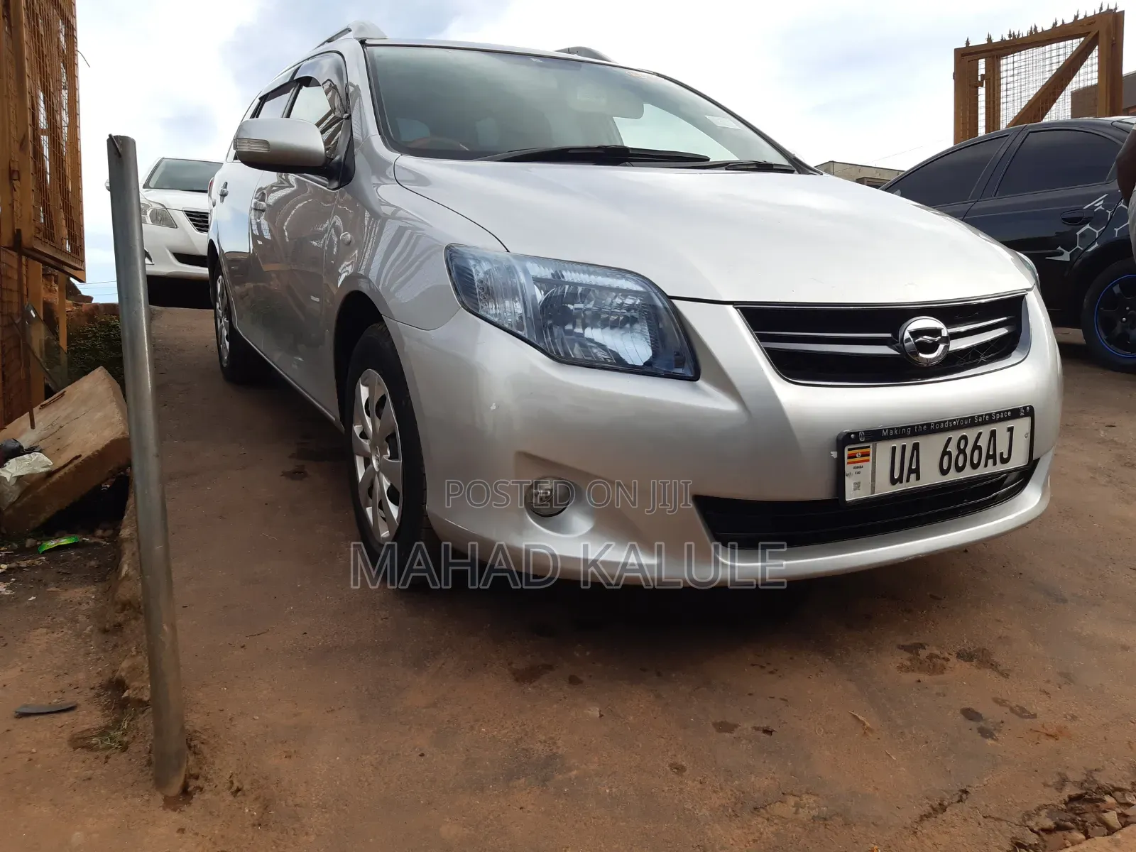 Toyota Corolla Fielder 2010 Silver
