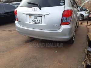 Toyota Corolla Fielder 2010 Silver
