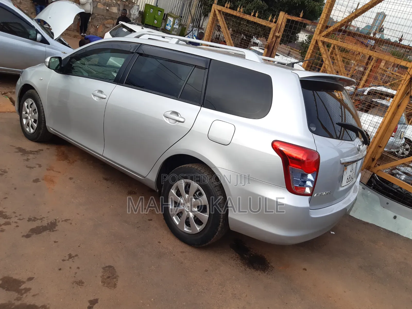 Toyota Corolla Fielder 2010 Silver