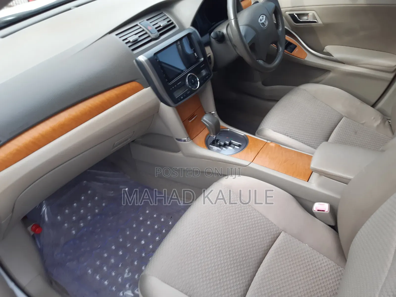 Toyota Premio 2011 White