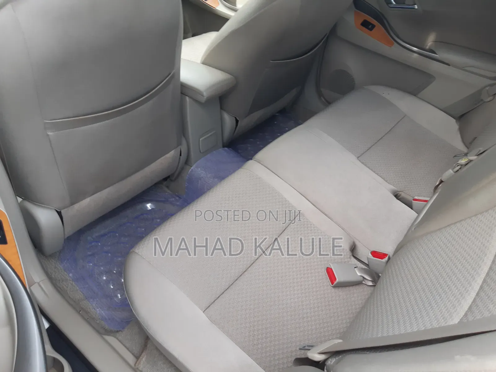 Toyota Premio 2011 White