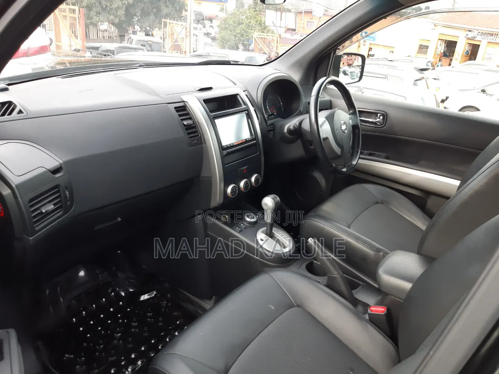 Nissan X-Trail 2011 Black