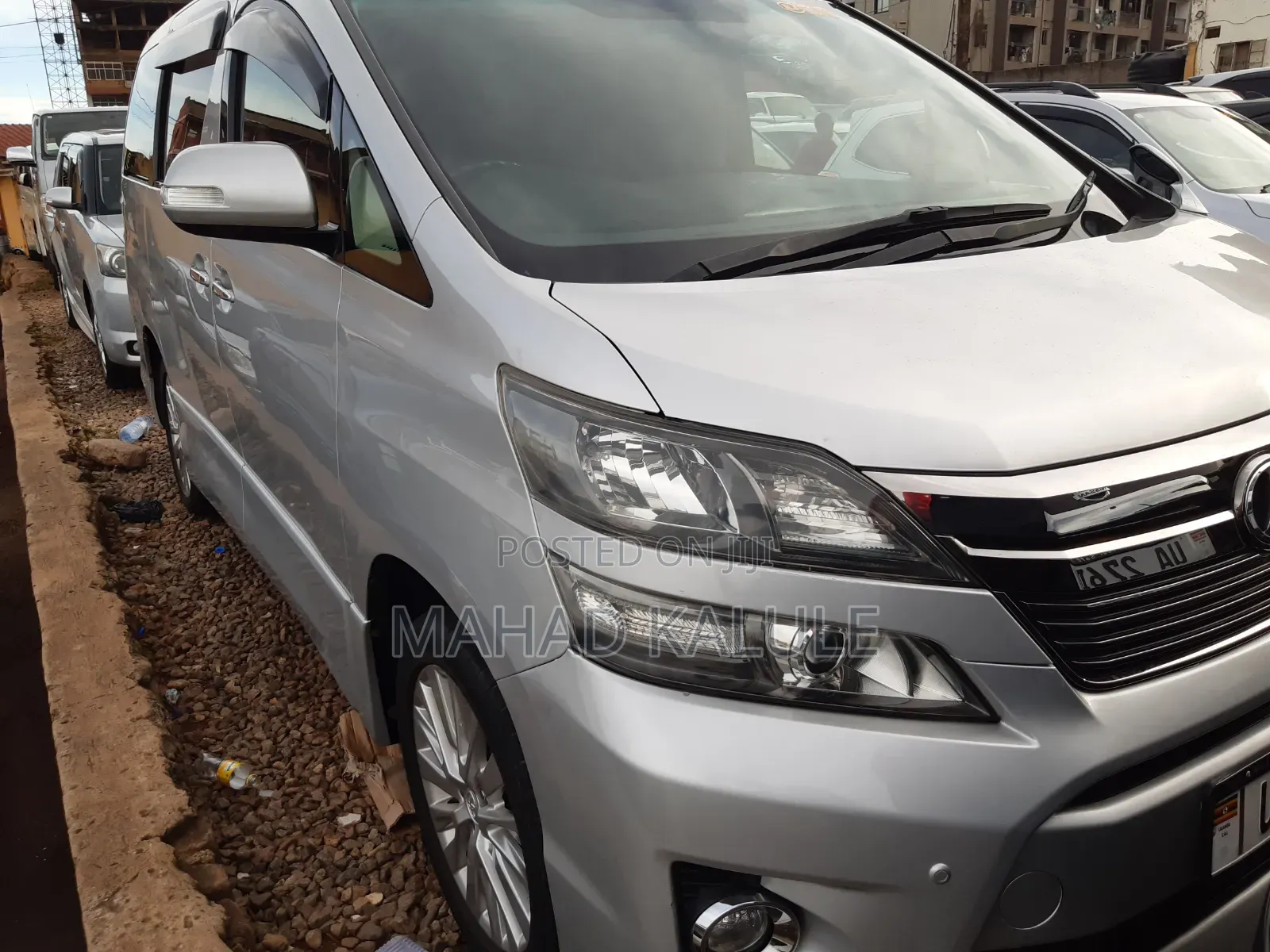 Toyota Alphard 2012 Silver