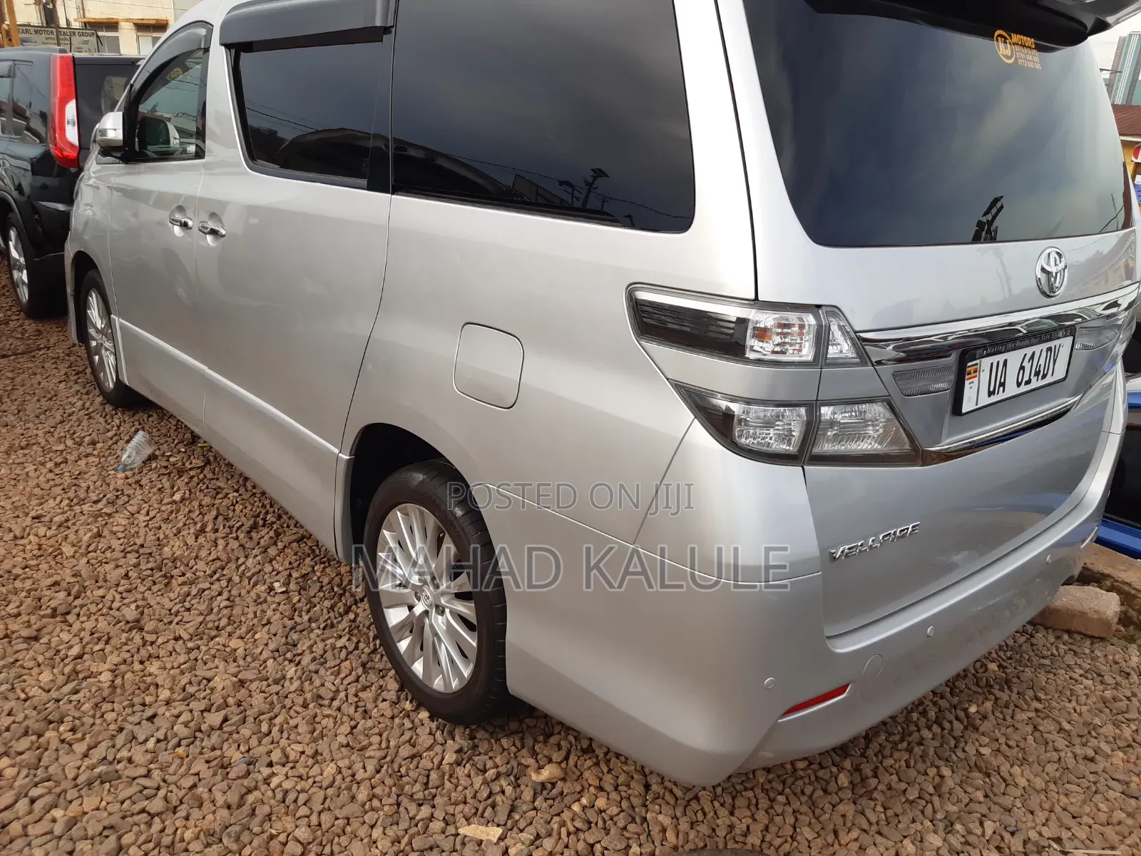 Toyota Alphard 2012 Silver