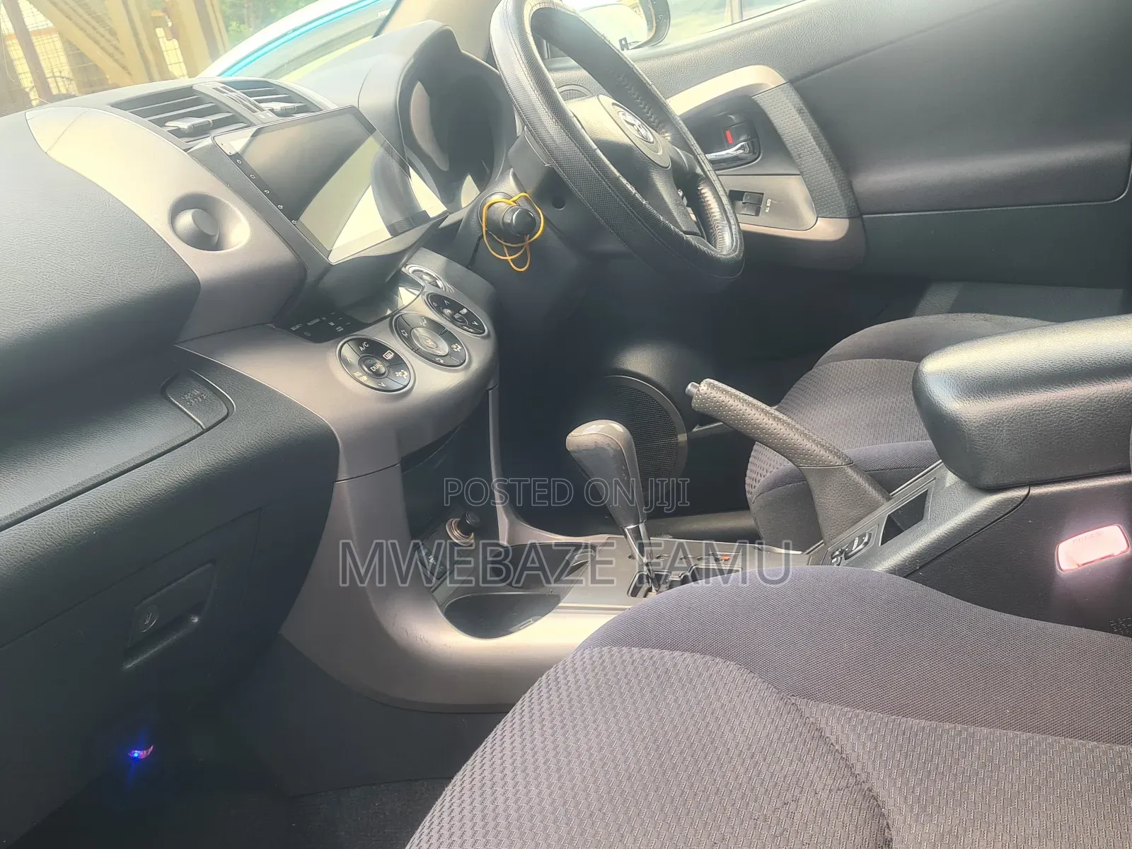 Toyota RAV4 2008 White
