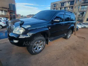 Toyota Land Cruiser Prado 2010 Black
