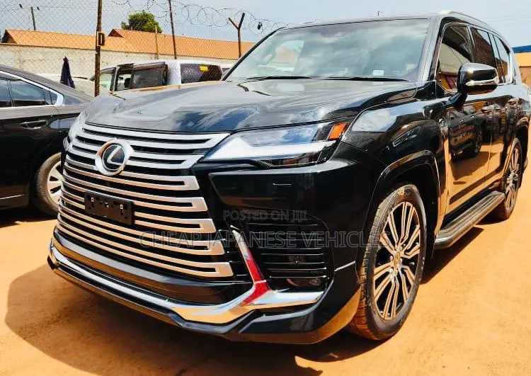 Lexus LX 600 2023 Black