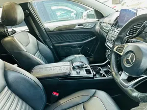 Mercedes-Benz GLE-Class 2016 Silver