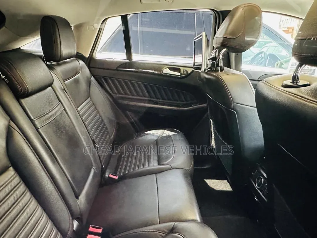 Mercedes-Benz GLE-Class 2016 Silver