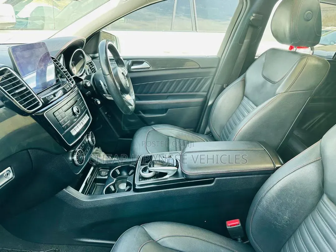 Mercedes-Benz GLE-Class 2016 Silver