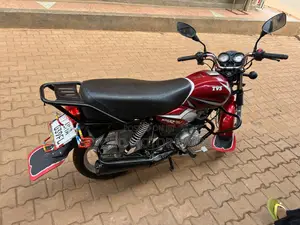 TVS HLX 125 2025 Red