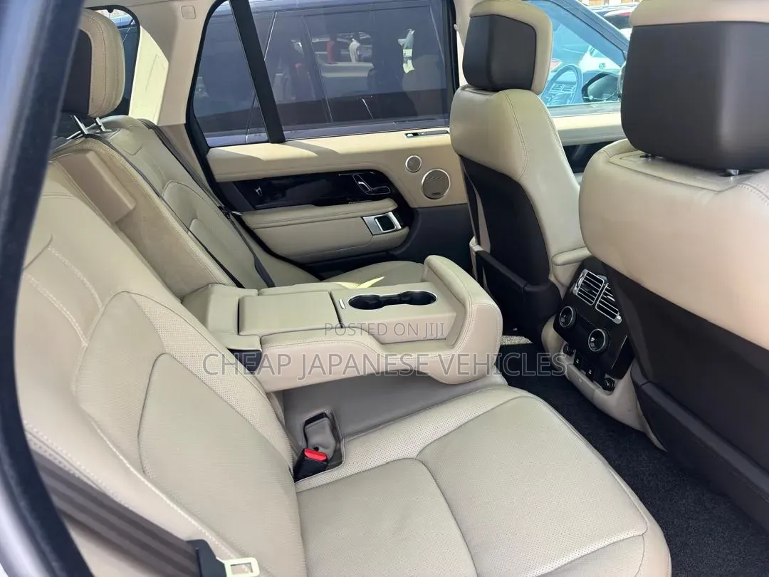 Land Rover Range Rover Vogue 2020 Gray