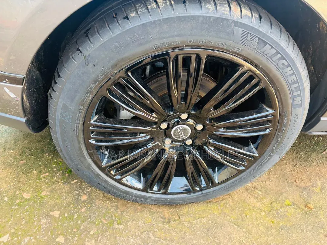 Land Rover Range Rover Vogue 2020 Gray