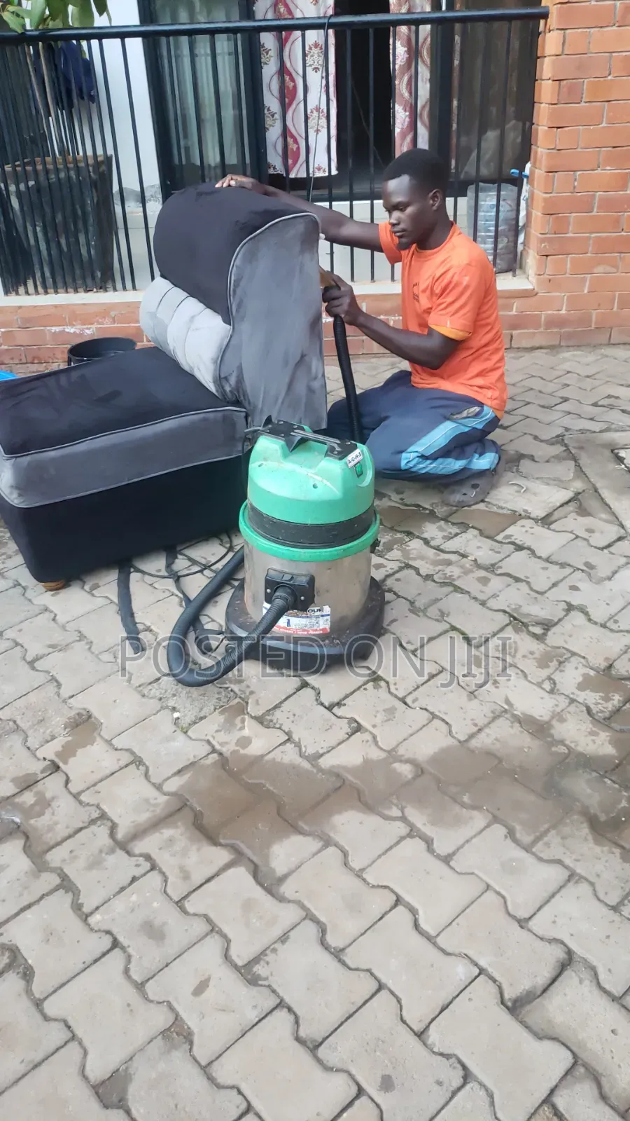 Sofa Set Cleaning Services