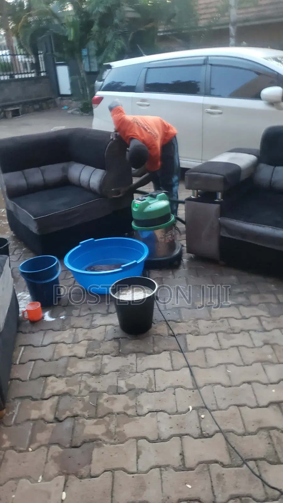 Sofa Set Cleaning Services